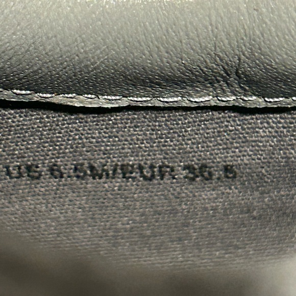 Vince. Women's Charcoal Gray Heaton Faux Lace Up Slip On Sneakers SZ 6.5 - Picture 9 of 9